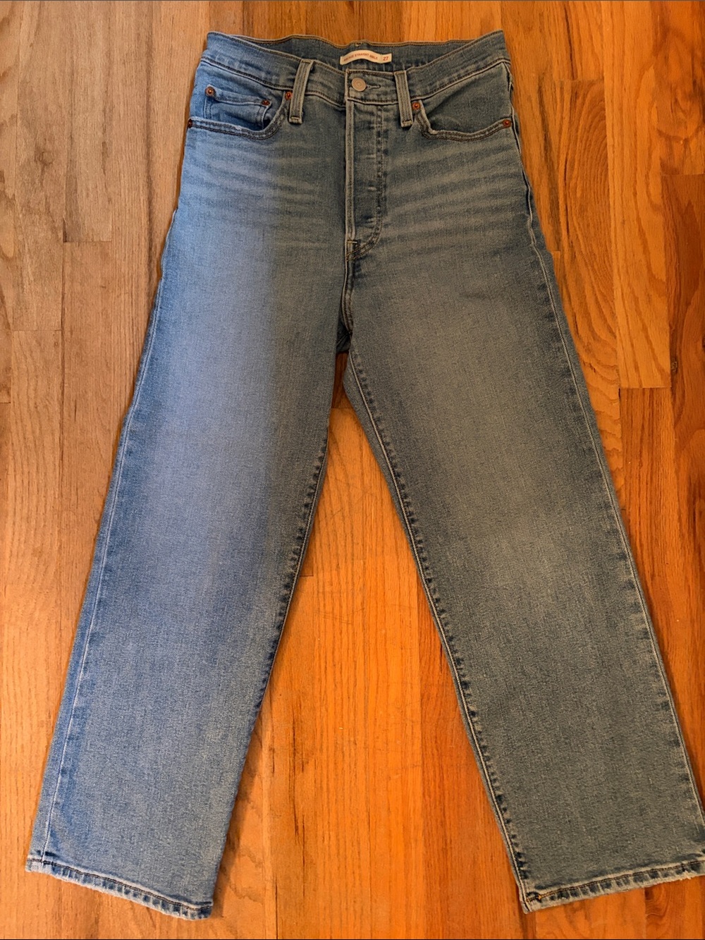 Levi's Ribcage Straight Ankle Jeans